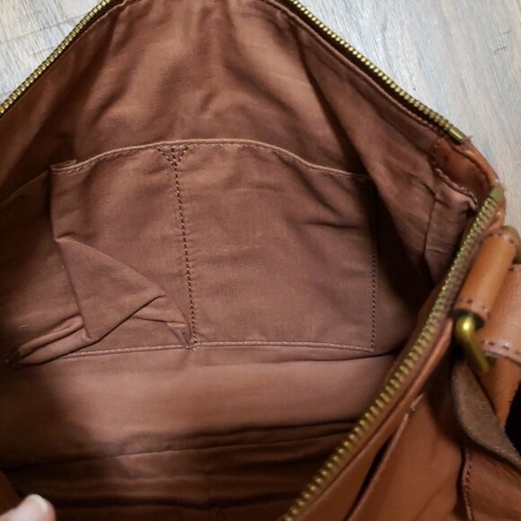 FOSSIL COREY LEATHER CROSSBODY BAG ~ BROWN ~ GREAT USED COND. - Picture 10 of 15